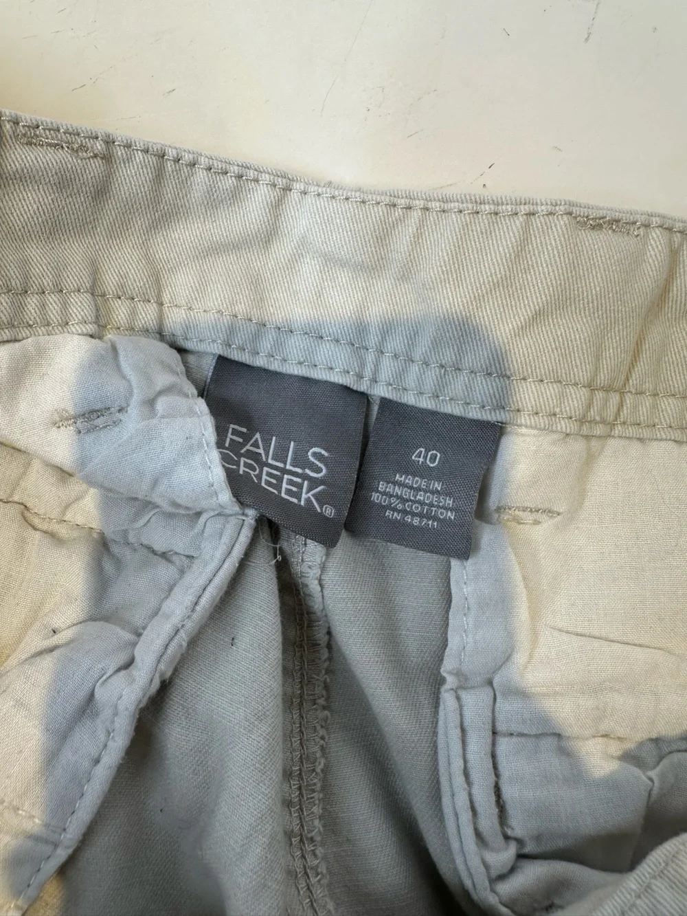 Falls Creek Men's Cargo Shorts in Light Khaki